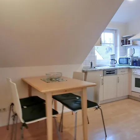 Апартаменты F18