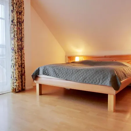 F18 Apartment *